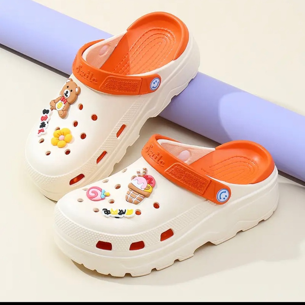Clogs